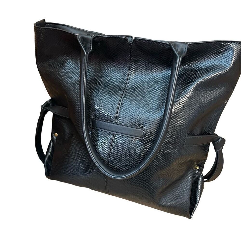 BCBGeneration Bella Tote - Picture 2 of 5